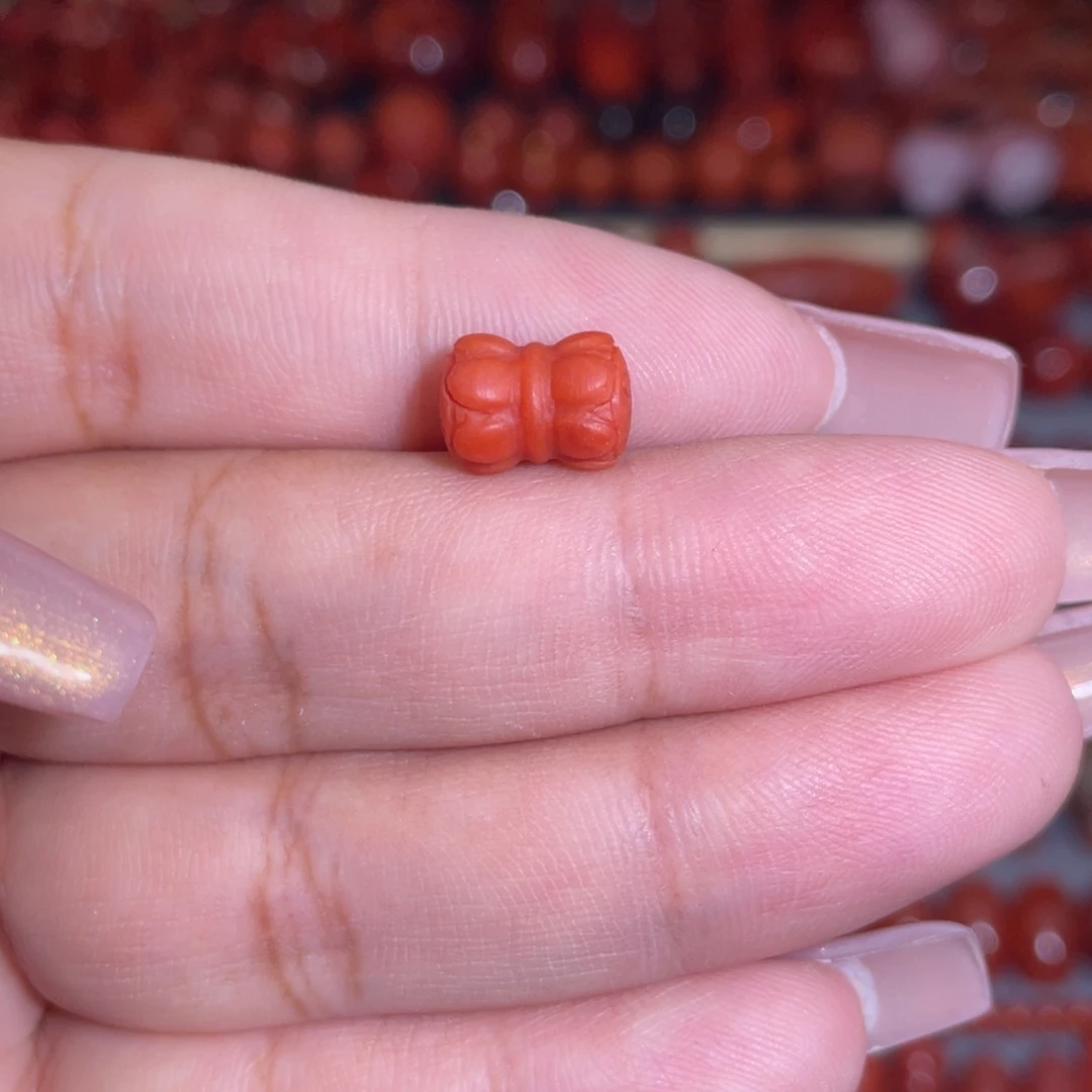 南红玛瑙未镶嵌并蒂莲