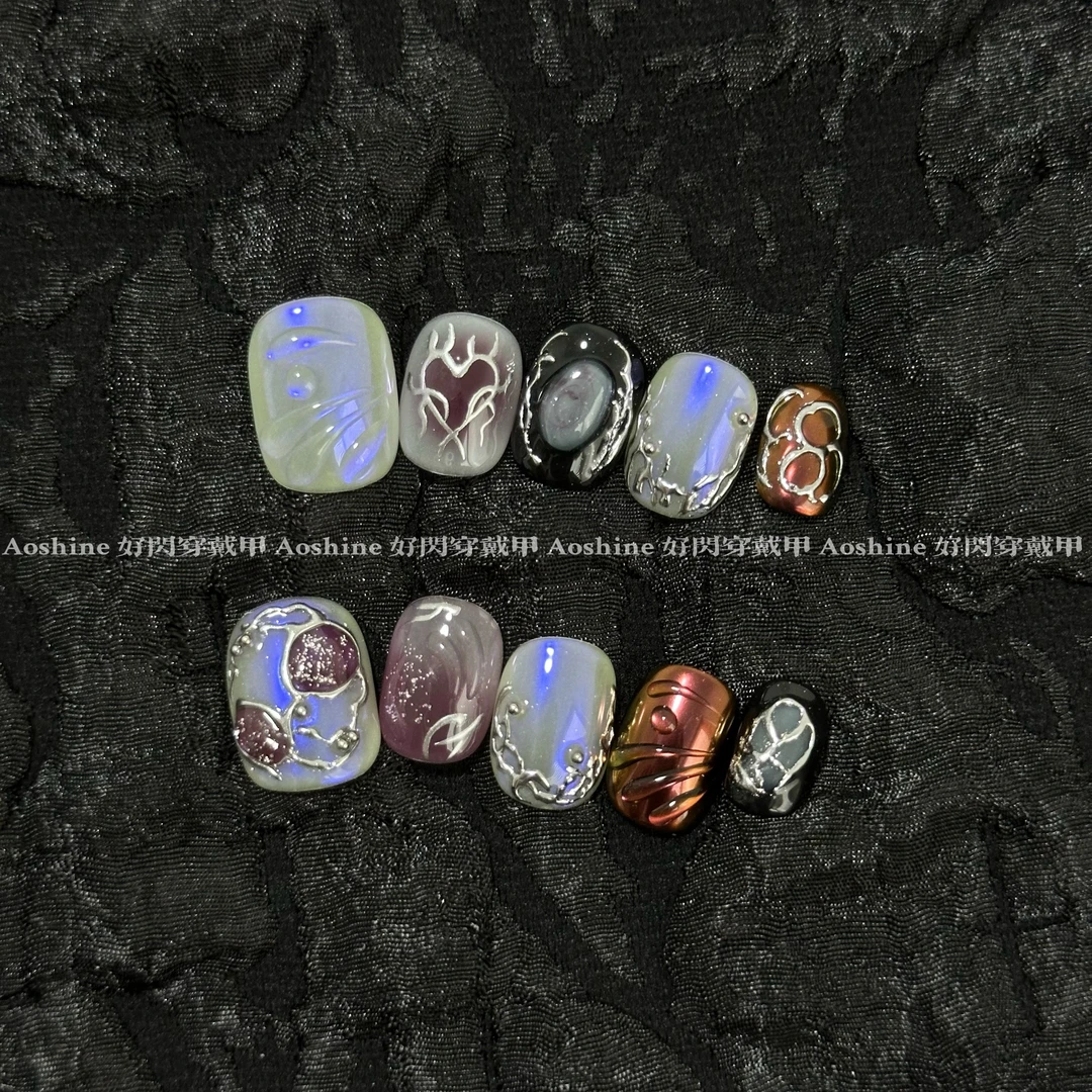 炙热的心 | 小众甜酷手绘液态银短甲穿戴甲