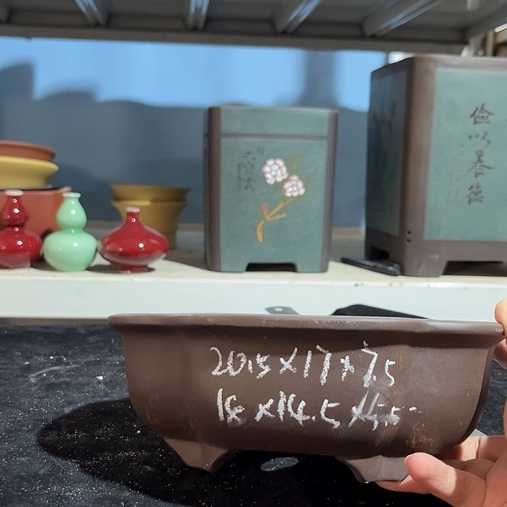 紫砂花盆捡漏一个