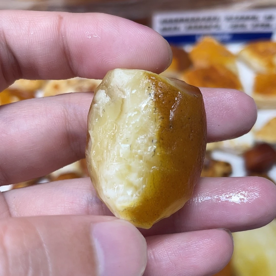 定制琥珀未镶嵌原矿琥珀