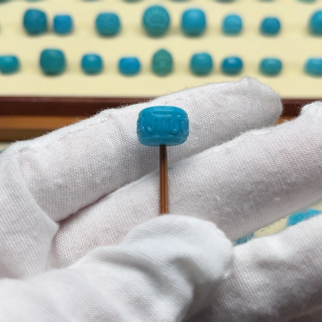 绿松石未镶嵌天然原矿绿松石无镶嵌六字10.7