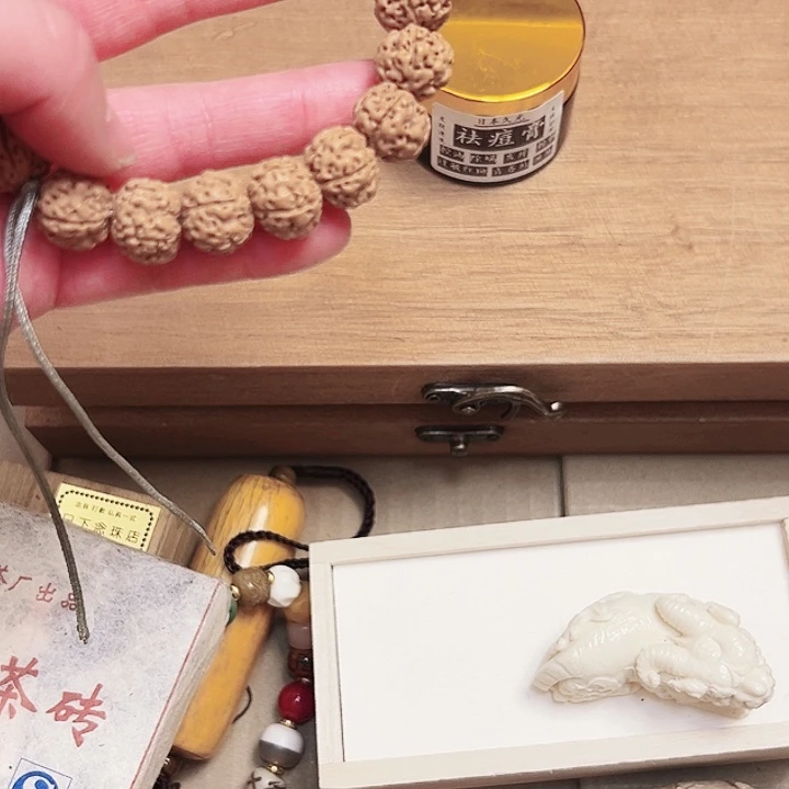 柏香籽/百香籽吊坠泰**龙