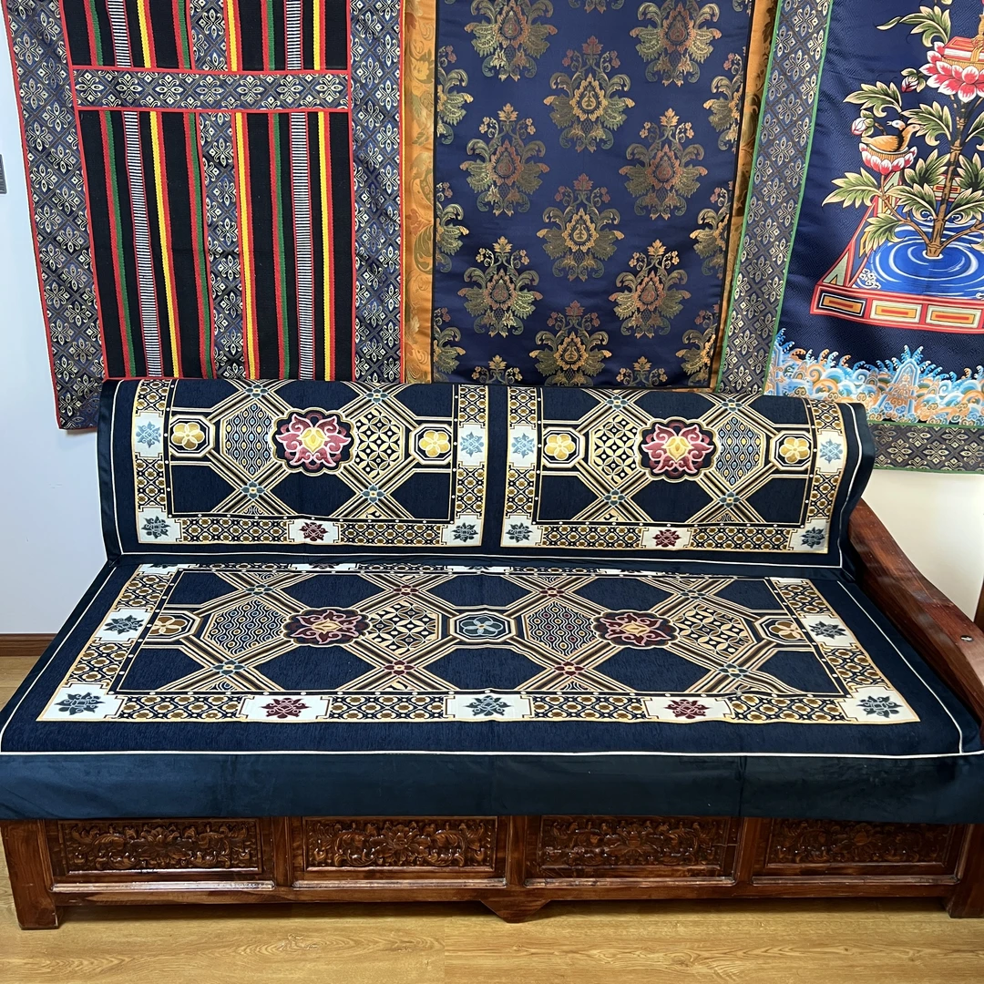 2024新款刺绣藏式防滑床垫藏式卡垫 拉萨发货邮政包邮莲花锦缎纹