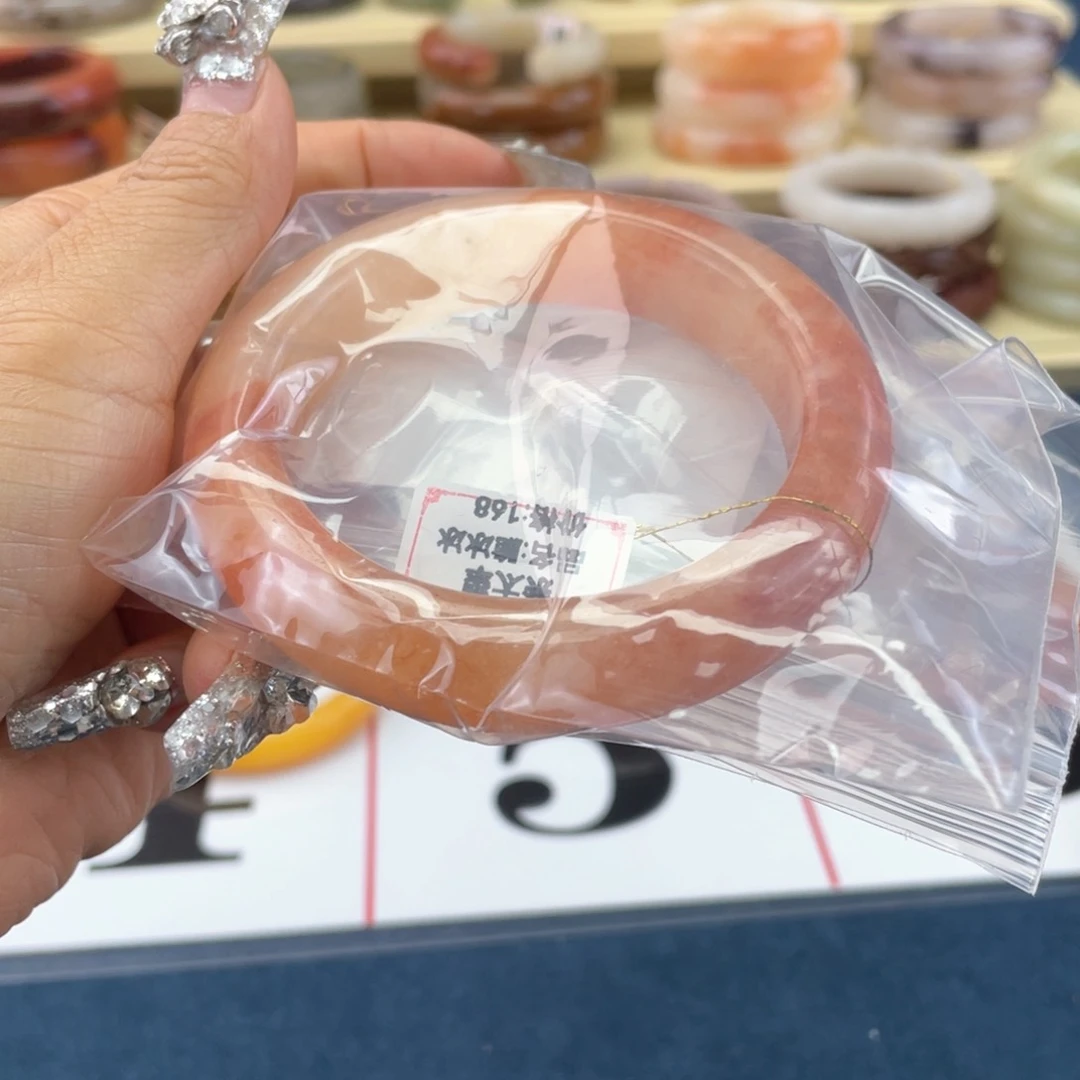 冰****石英岩玉手镯未镶嵌