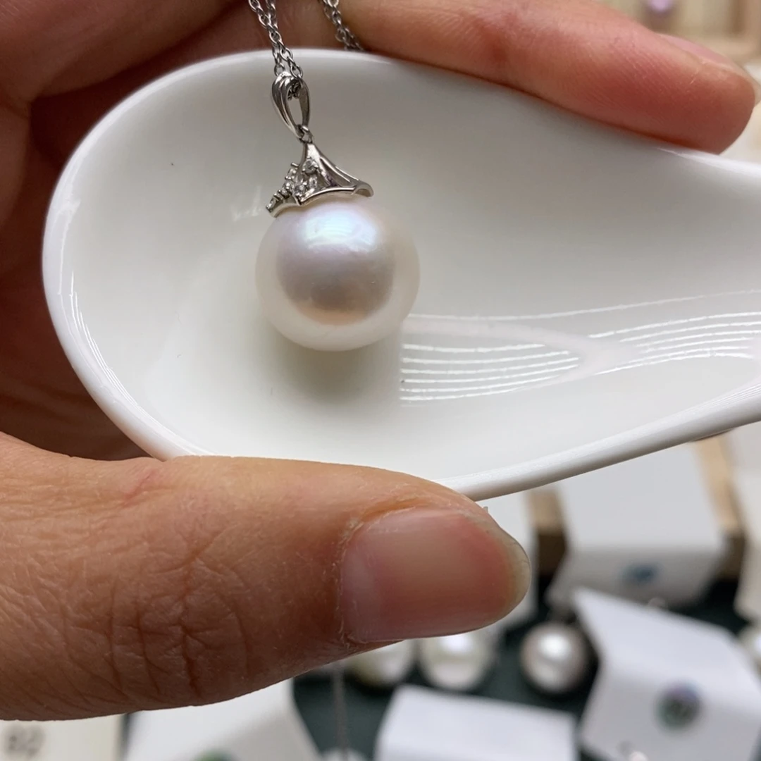 颈饰银S925镶嵌淡水珍珠