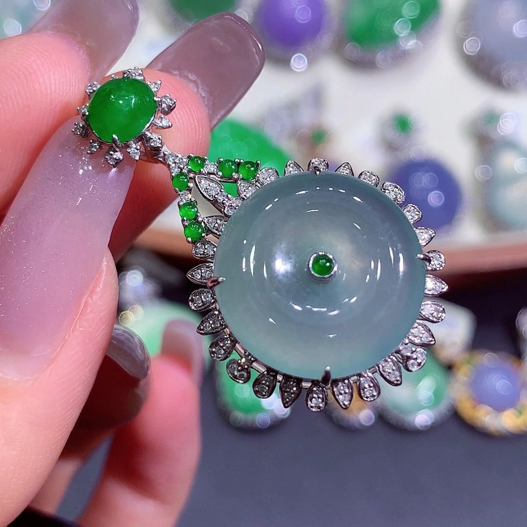 翡翠18K金镶嵌吊坠(不含链)