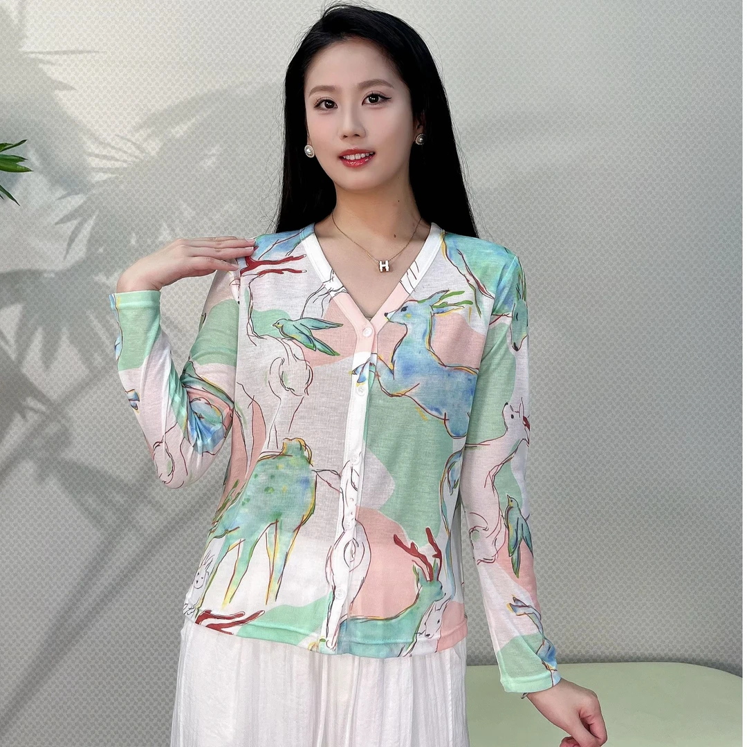夏季热卖新款2025设计感气质女花色长袖轻薄印花开衫
