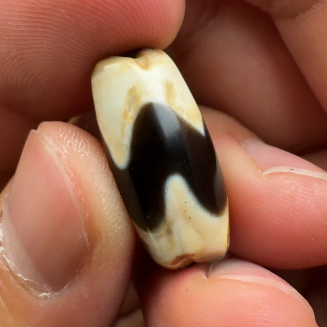 黄***.非金属非金属仿纯萌萌项链