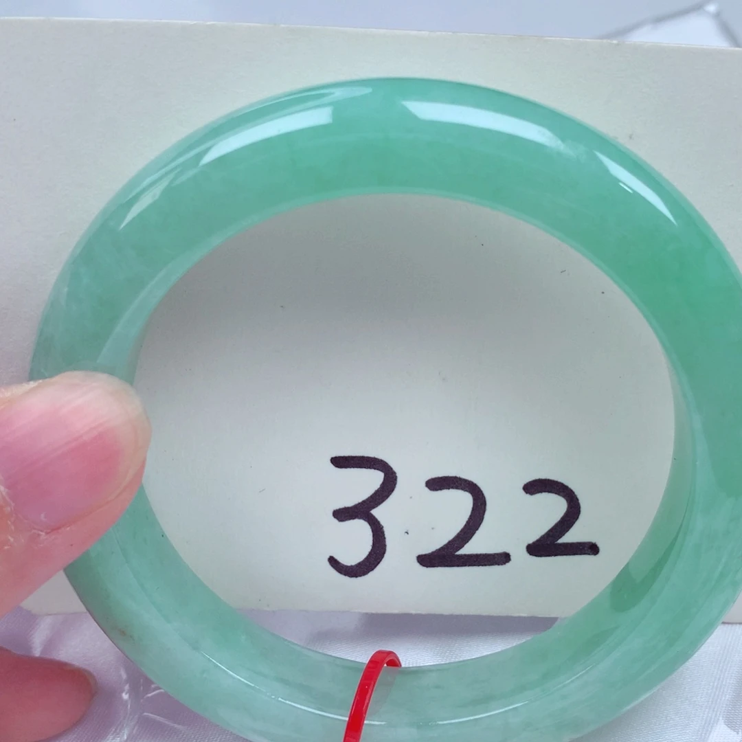 翡翠未镶嵌手镯翡翠