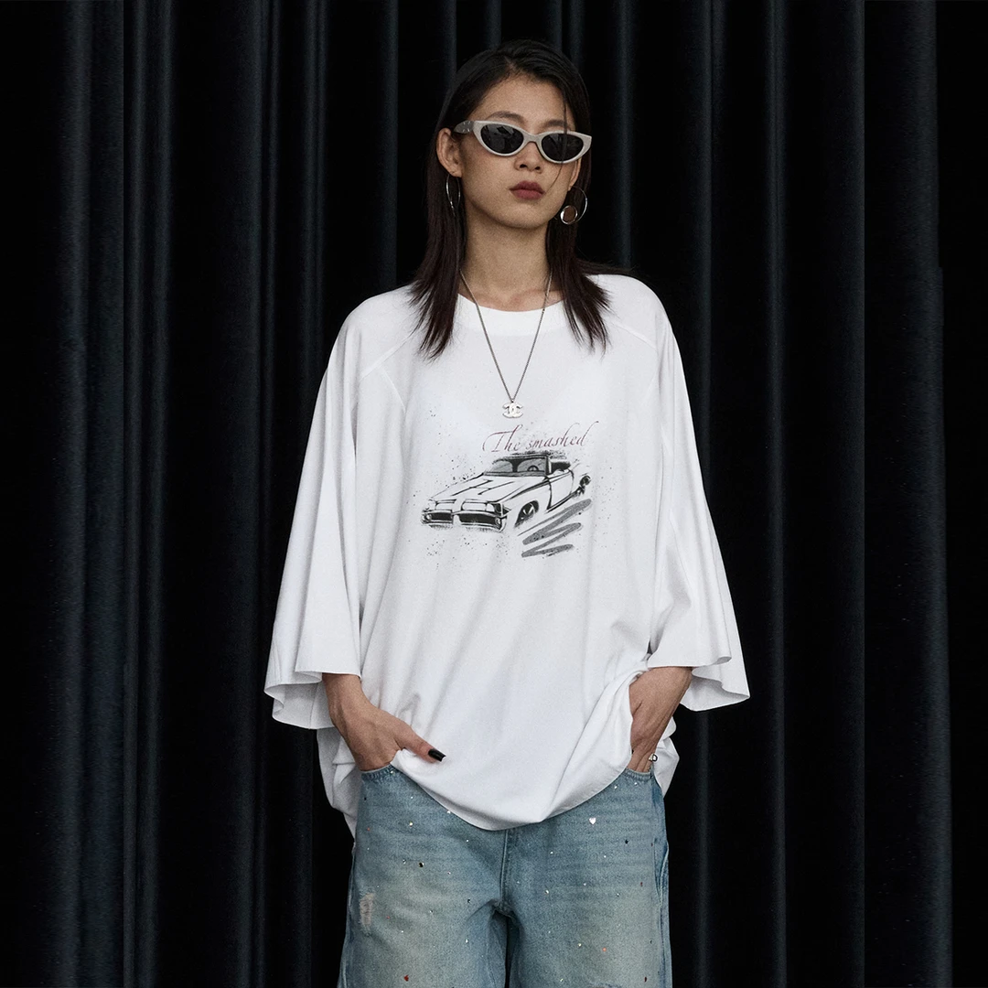 ourhour 复古车印花 白色黑色毛边宽松七分袖短袖 女秋设计感T恤