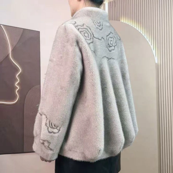 【正品 玫瑰花】设计师冬季爆款气质妈妈装百搭加厚女士外套上衣