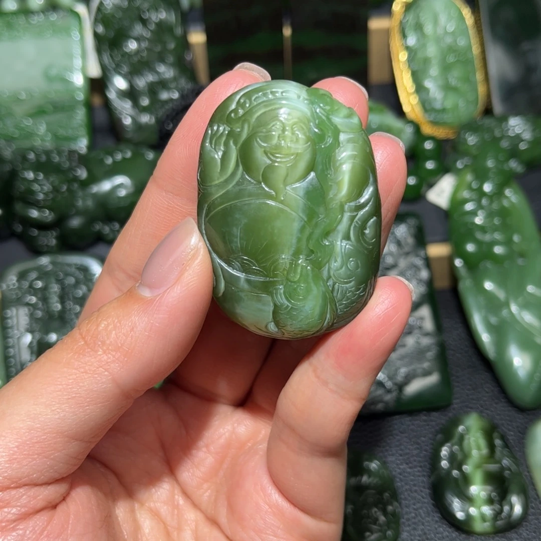 和田玉未镶嵌颈饰