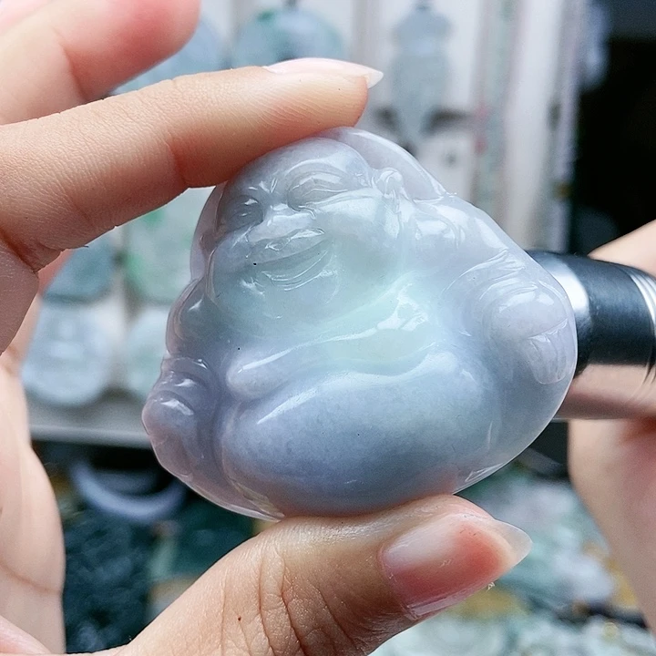 颈饰足铂镶嵌翡翠翡翠