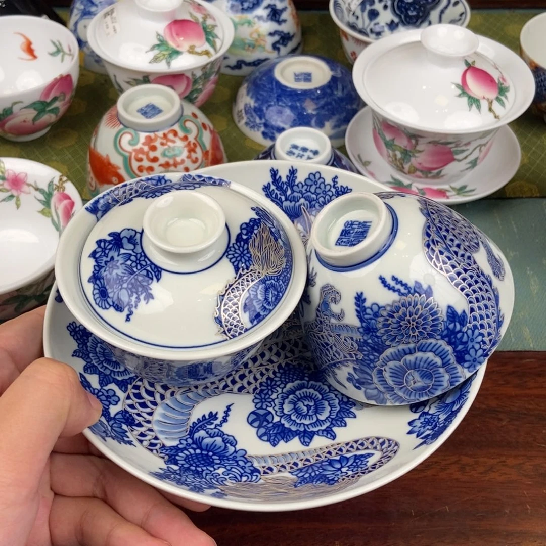 陶瓷的设计师是一个