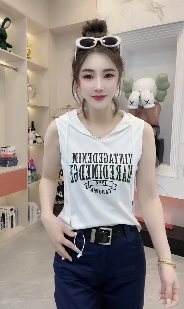 夏季新款辣妹设计感连帽背心外穿小众字母印花无袖短款T恤上衣女