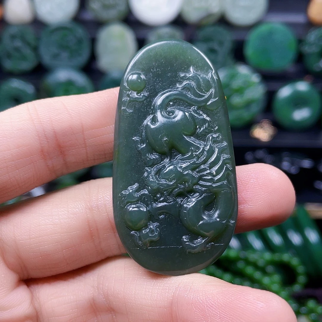 和田玉未镶嵌珠宝半成品