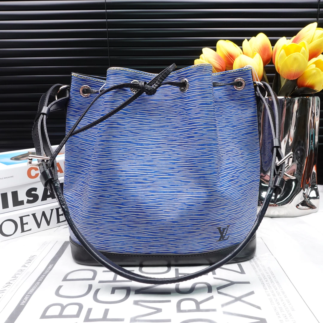 95新 LouisVuitton/路易威登 单肩包/T20162593