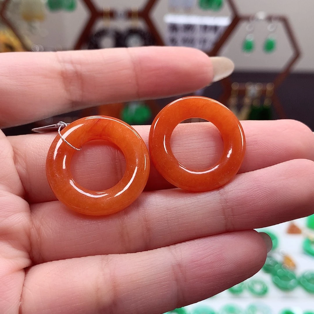 翡翠裸石天然翡翠多样性发其一