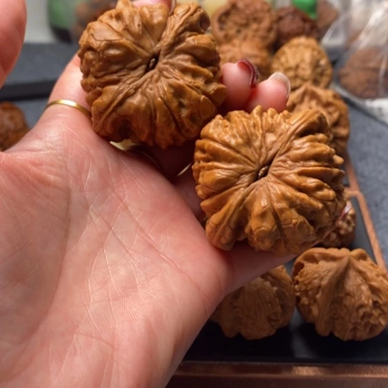 吊坠文玩核桃全品51龙鼎