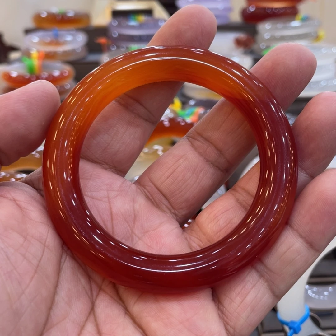 玛瑙/玉髓手镯未镶嵌