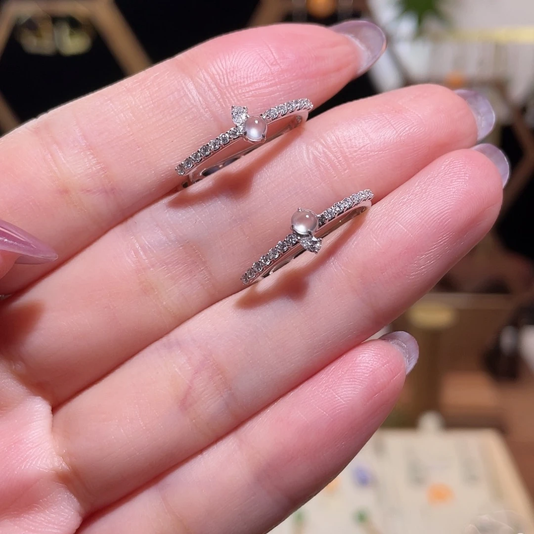 翡翠18K金镶嵌耳饰