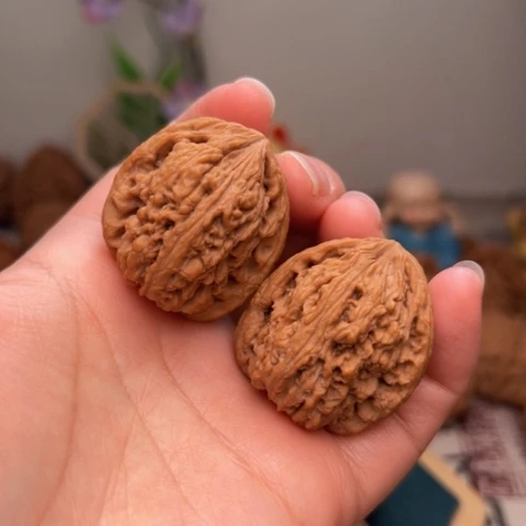 吊坠文玩核桃南疆石手捻