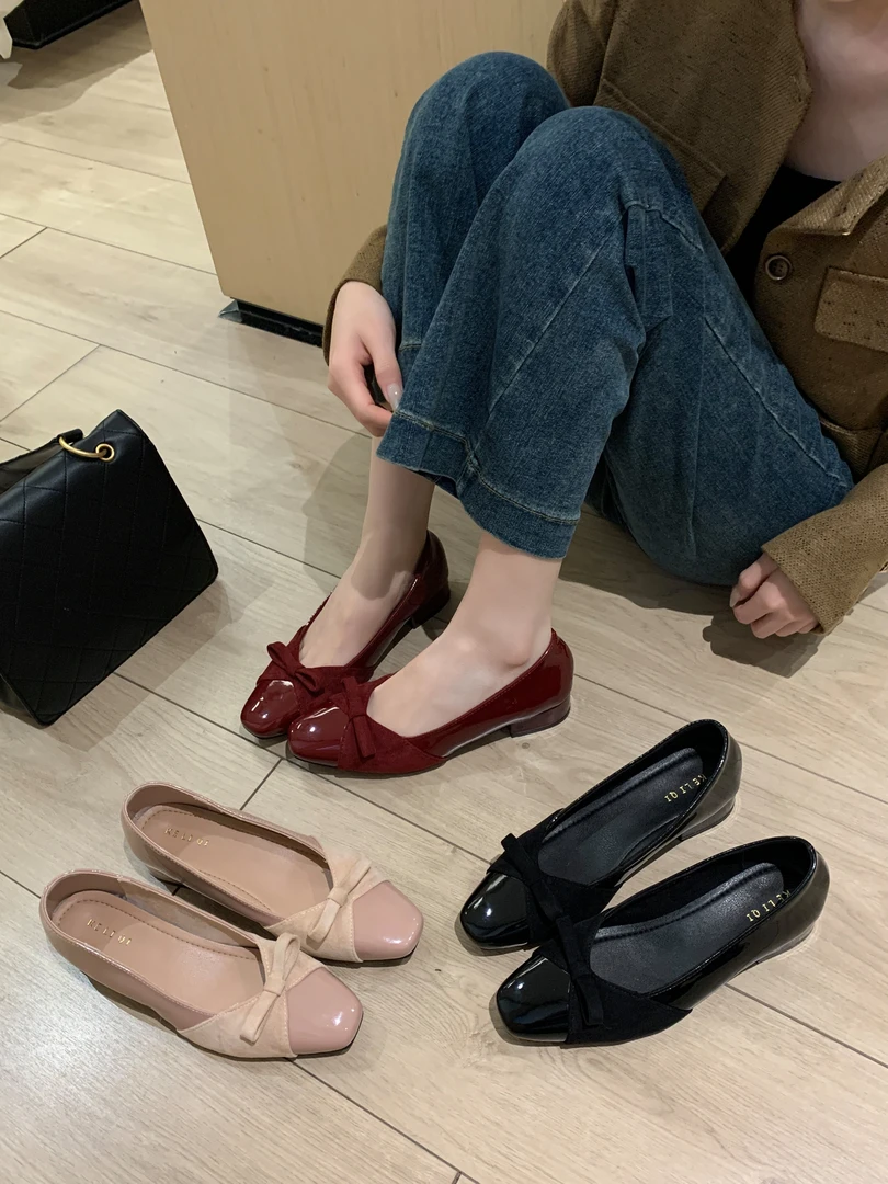 XLY-8295-1法式仙女漆皮蝴蝶结浅口方头单鞋秋季通勤拼接低跟瓢鞋
