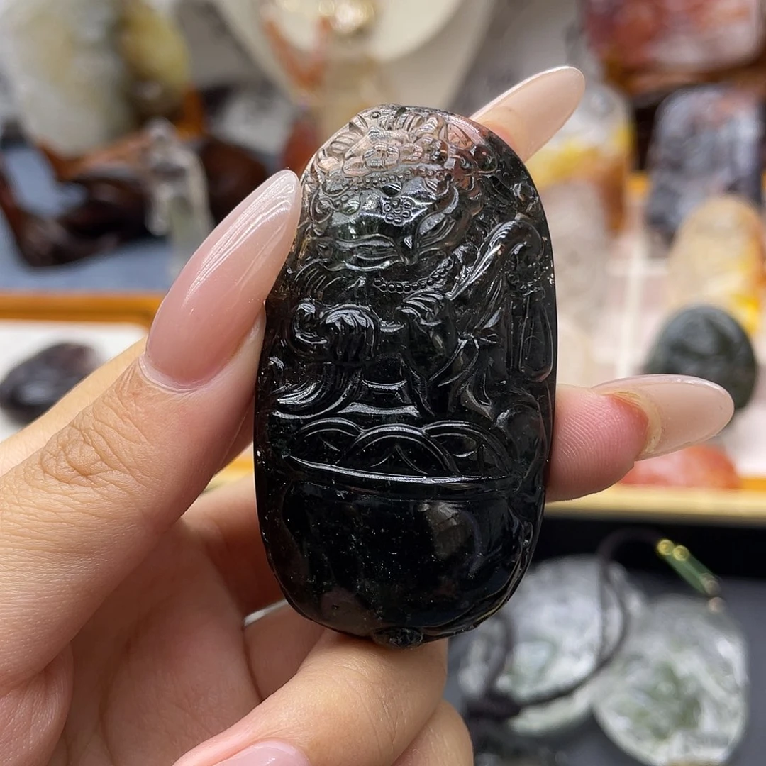 颈饰未镶嵌水晶天然