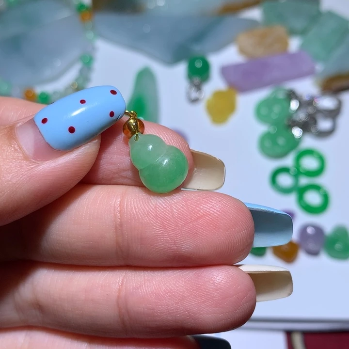 翡翠未镶嵌颈饰无镶嵌09