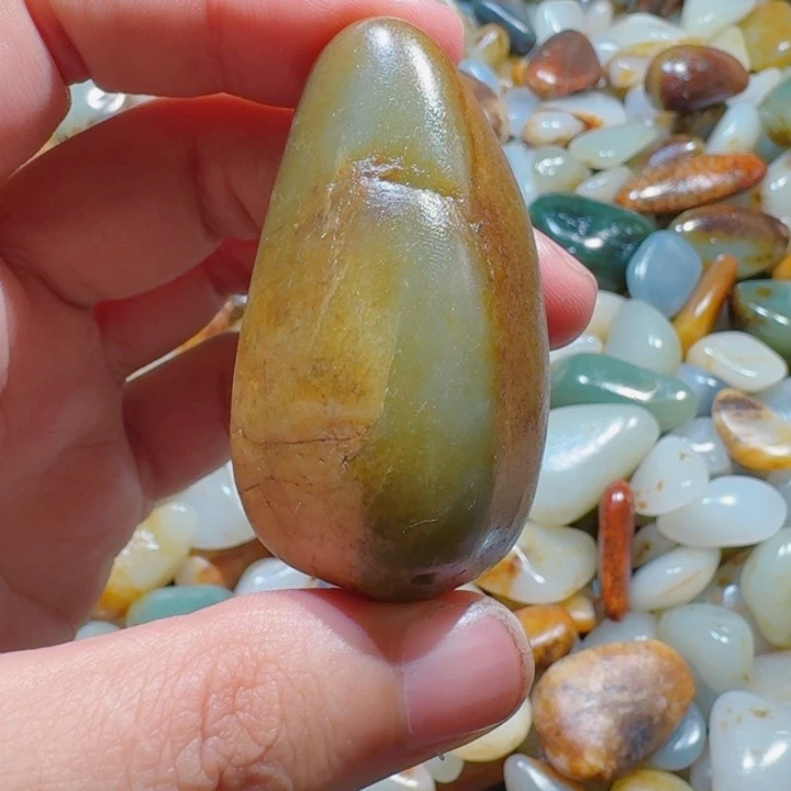 和田玉未镶嵌挂件57克