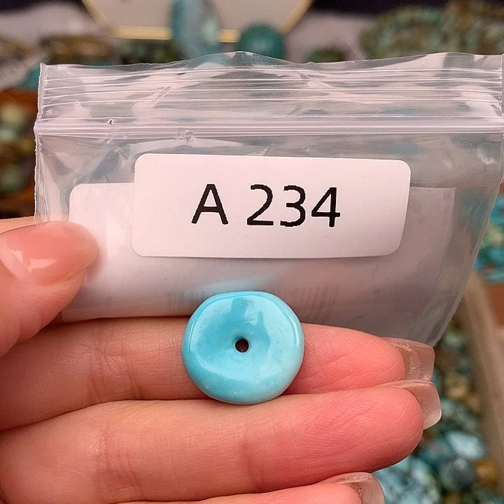 绿松石未镶嵌扣子