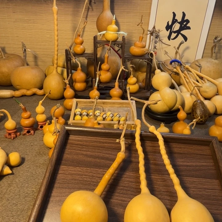 三个麻花辫油锤葫芦