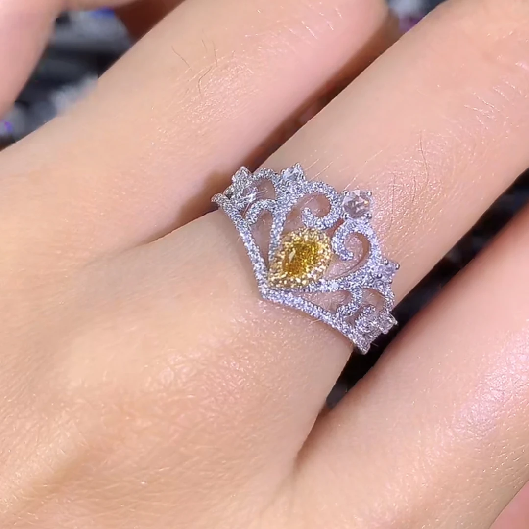 18k金橘钻皇冠设计款戒指