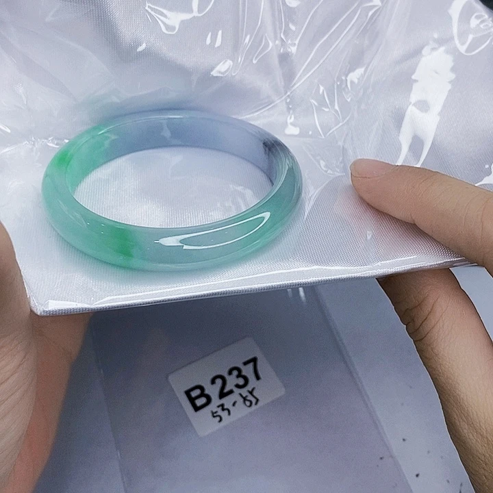 翡翠未镶嵌手镯一图一物实物为准