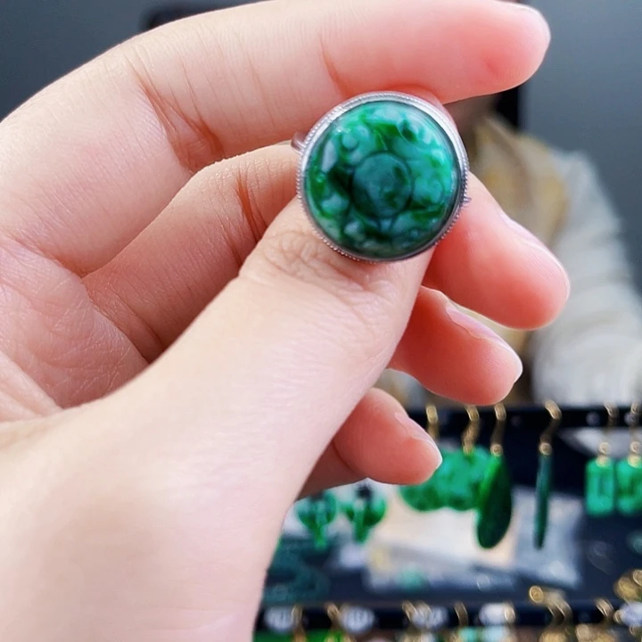 翡翠戒指银S925镶嵌饰品