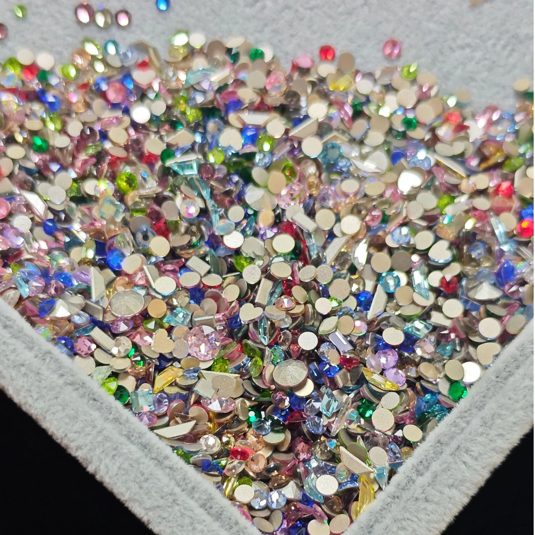 鑫晶美甲钻 18色平底圆钻批发装