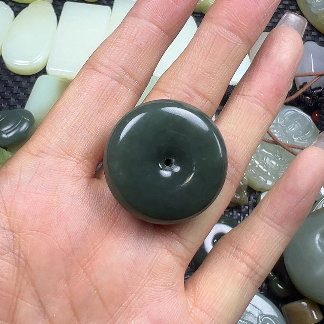 和田玉未镶嵌吊坠(不含链)卡29.9（清货漏，不退不换）