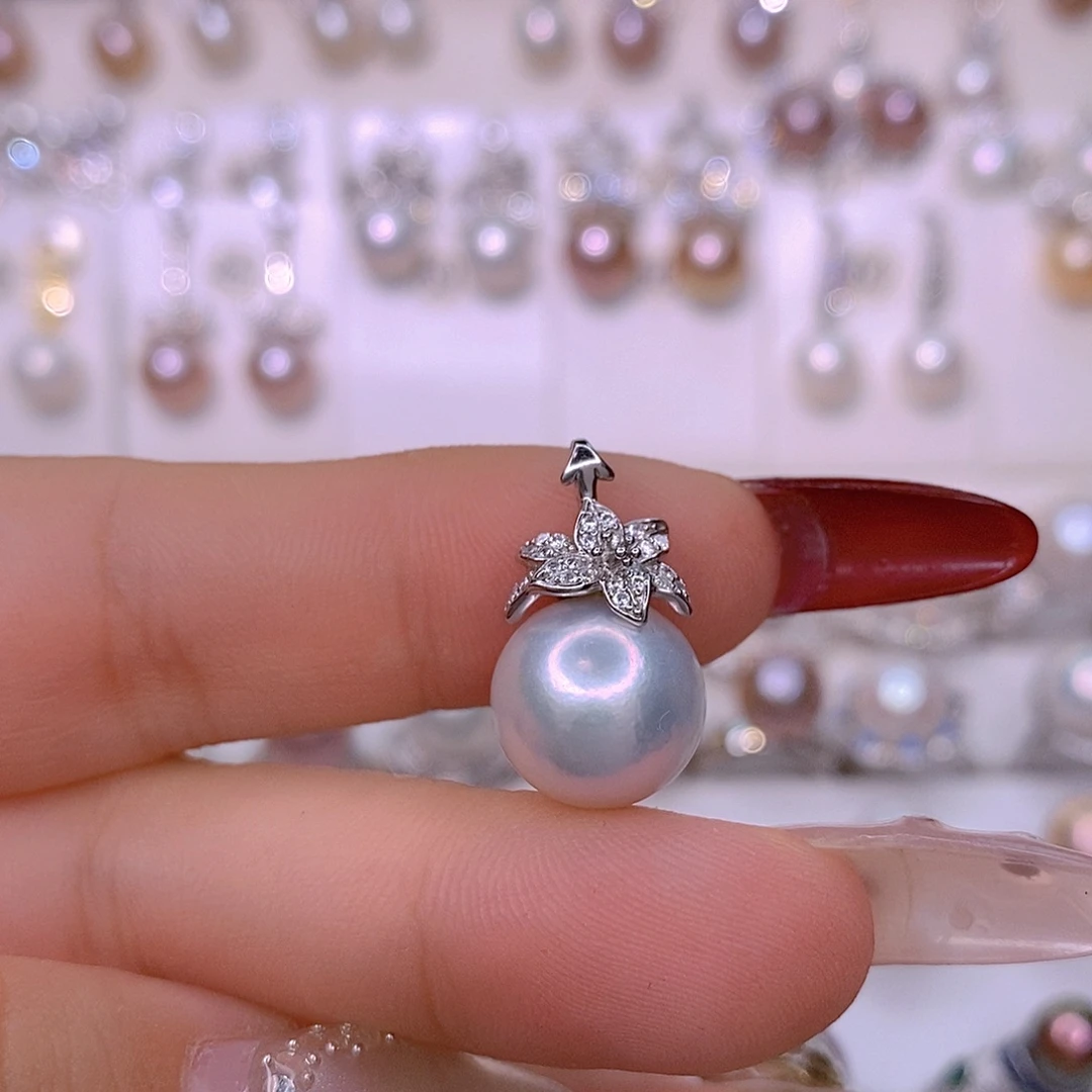 颈饰银S925镶嵌淡水珍珠