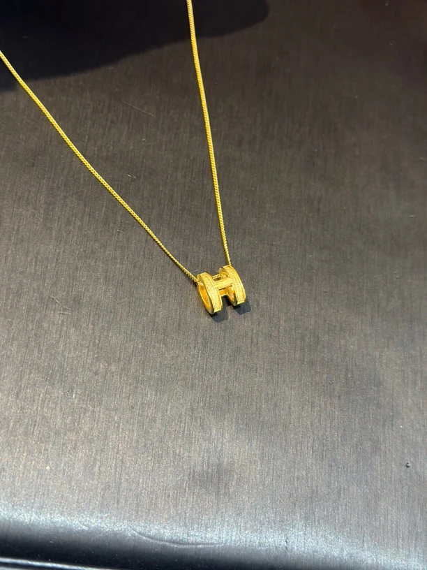 坠链均足银 爱某仕家 H小套链