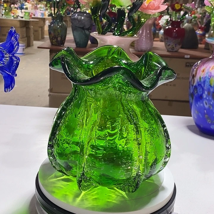 花瓶高21厘米口径9厘米