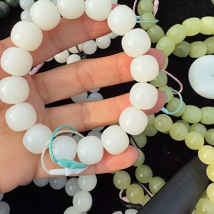 和田玉（白玉）未镶嵌手串