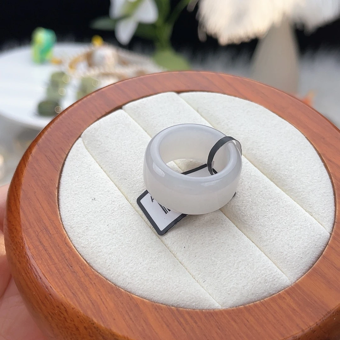 和田玉未镶嵌戒指l64。粉紫圆切。17.1。不退换