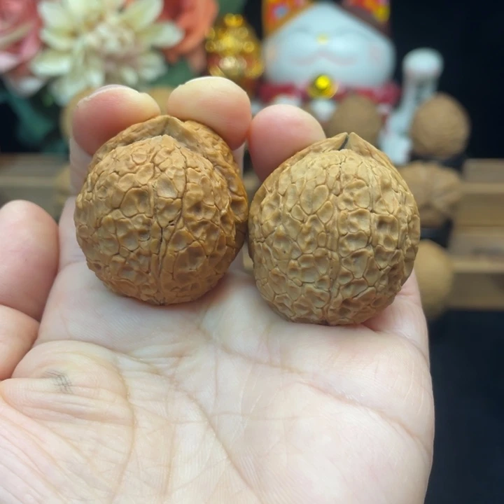 把件文玩核桃云南铁核桃36