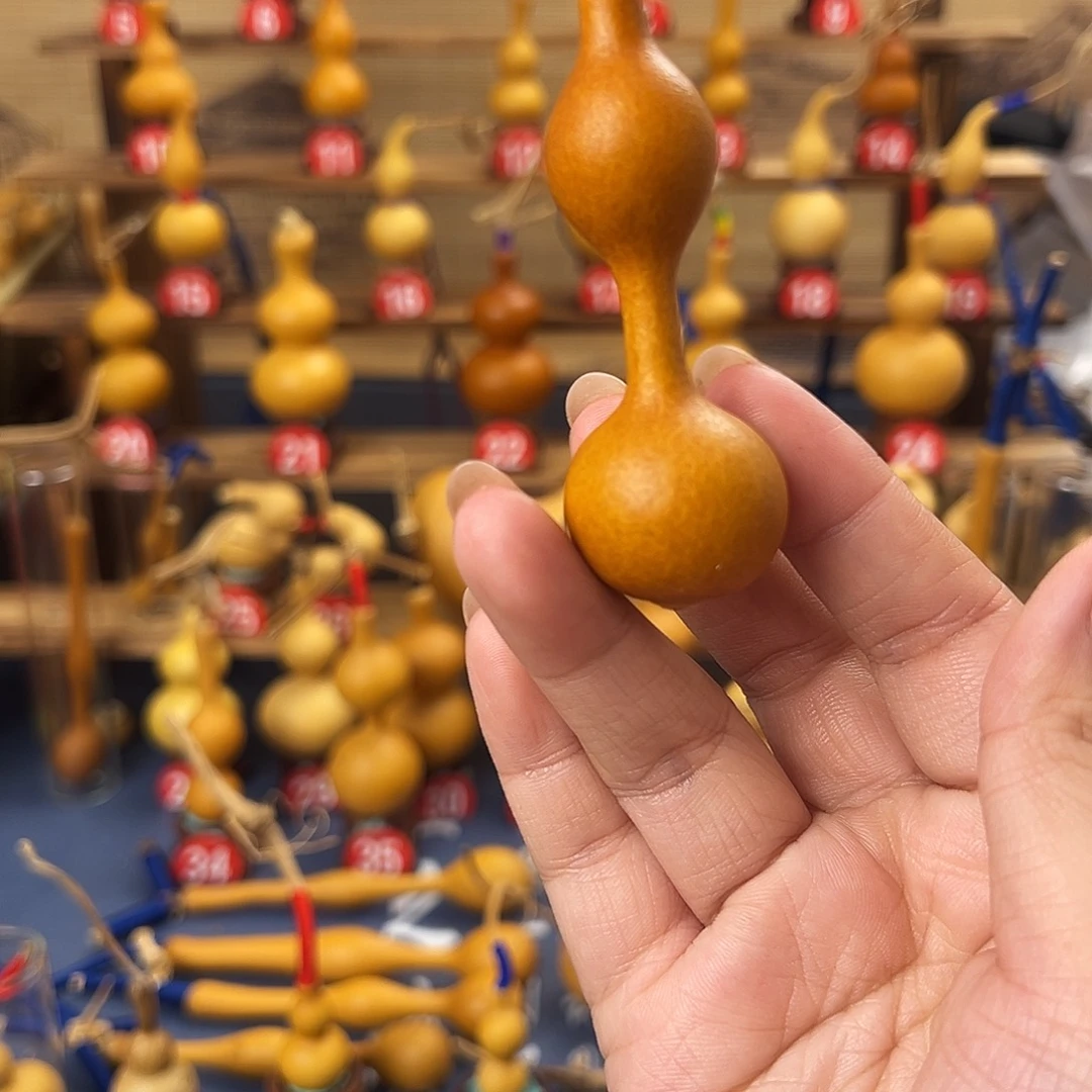 清*葫芦等多种颜色的小动物和动物为