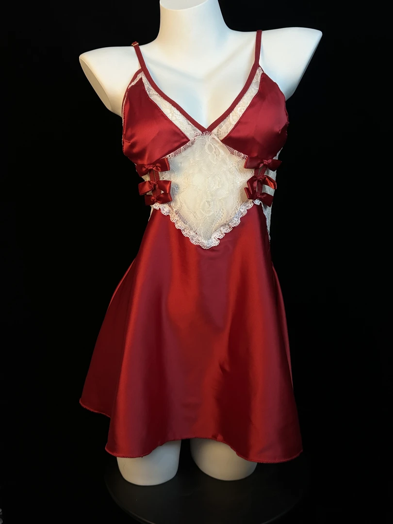 丝雅【80-200斤】大码性感女士轻奢显瘦纯欲蕾丝睡裙气质法式露背