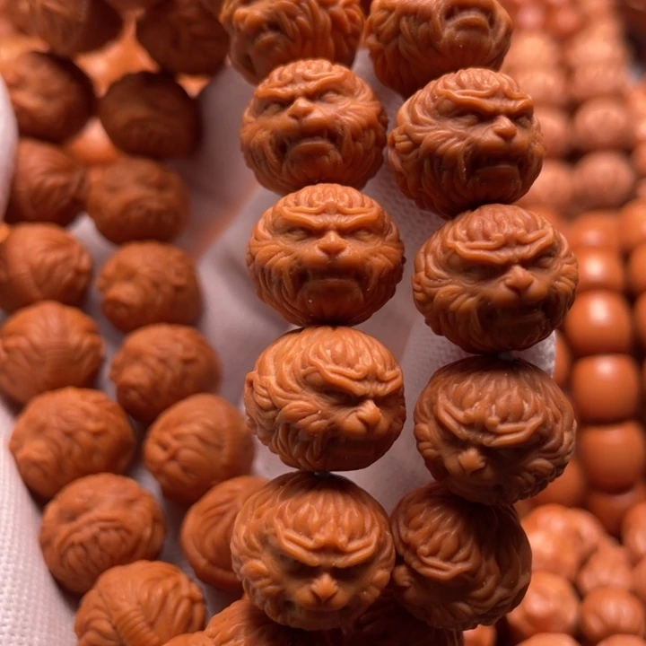 猴头核桃吊坠瘦****肥斗战胜佛