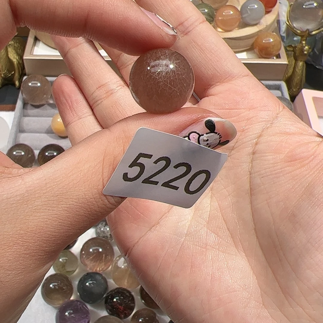 未镶嵌水晶大型摆件（非配饰）