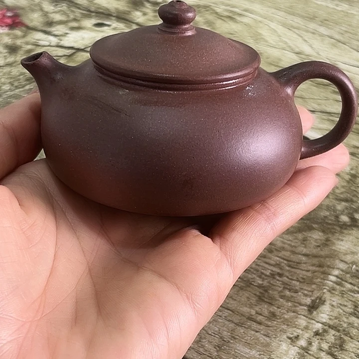 茶壶紫砂紫砂………………………………