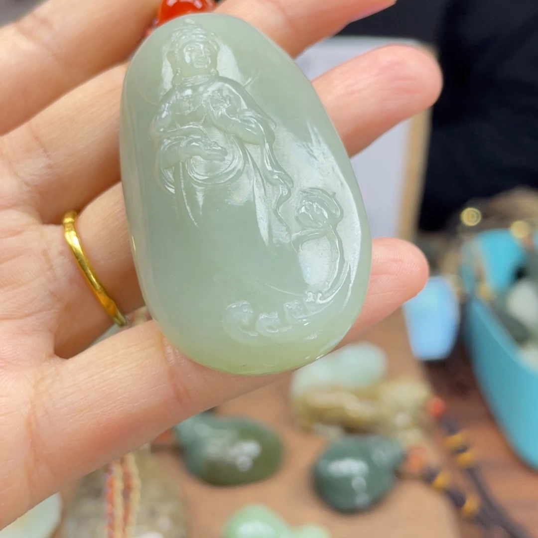 和田玉颈饰未镶嵌