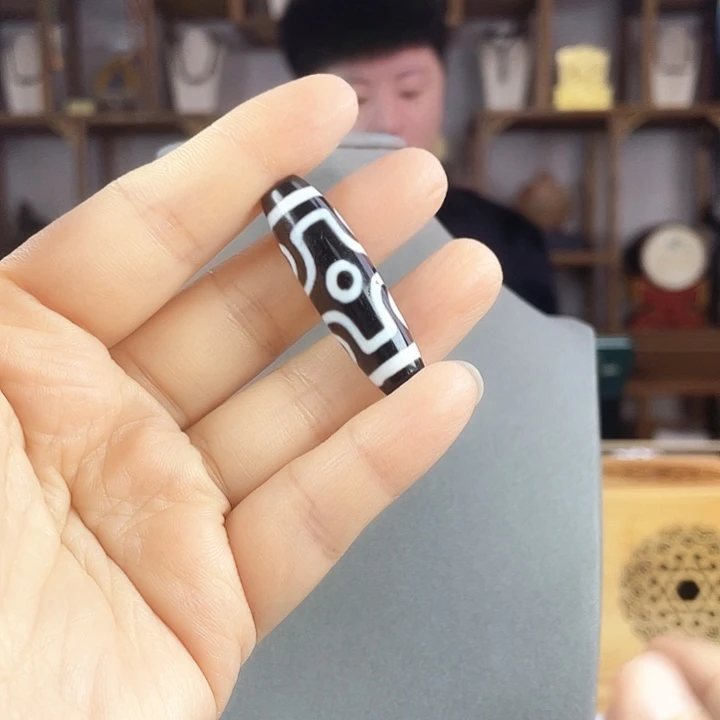 合金颈饰玛瑙/玉髓行运